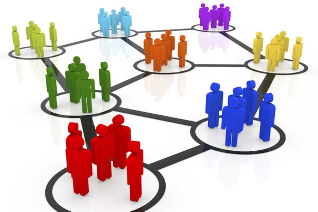 Владу - громаді, країні - мир