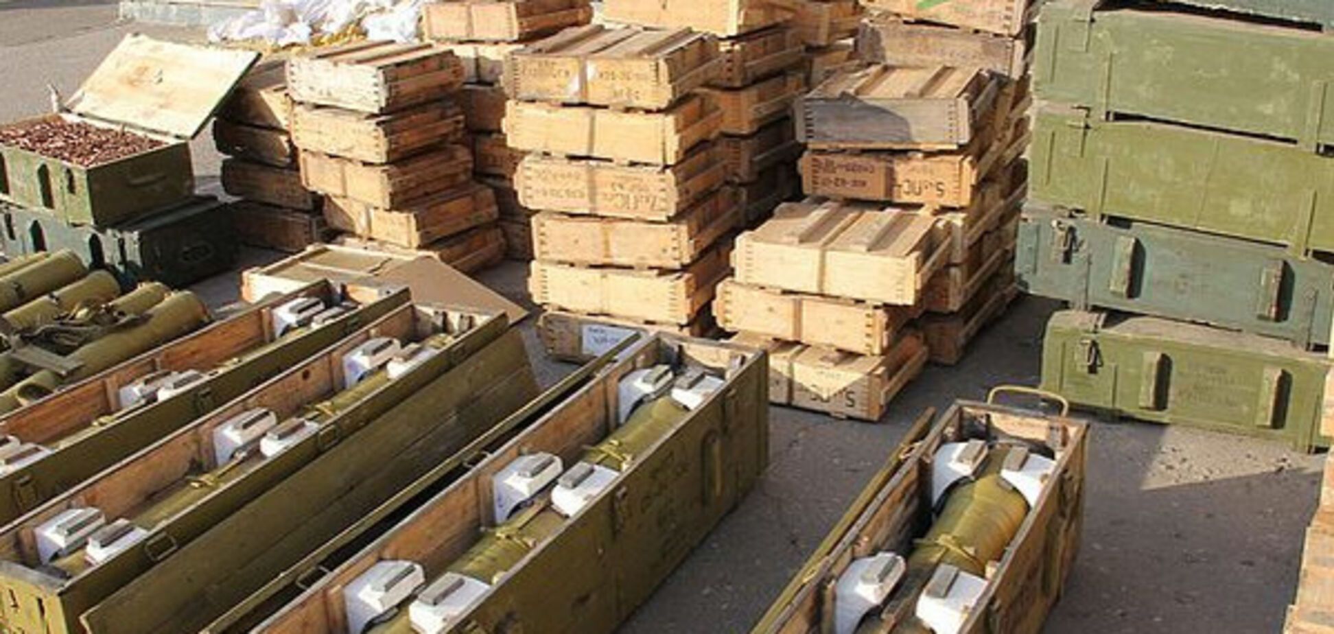 Боєприпаси з Росії