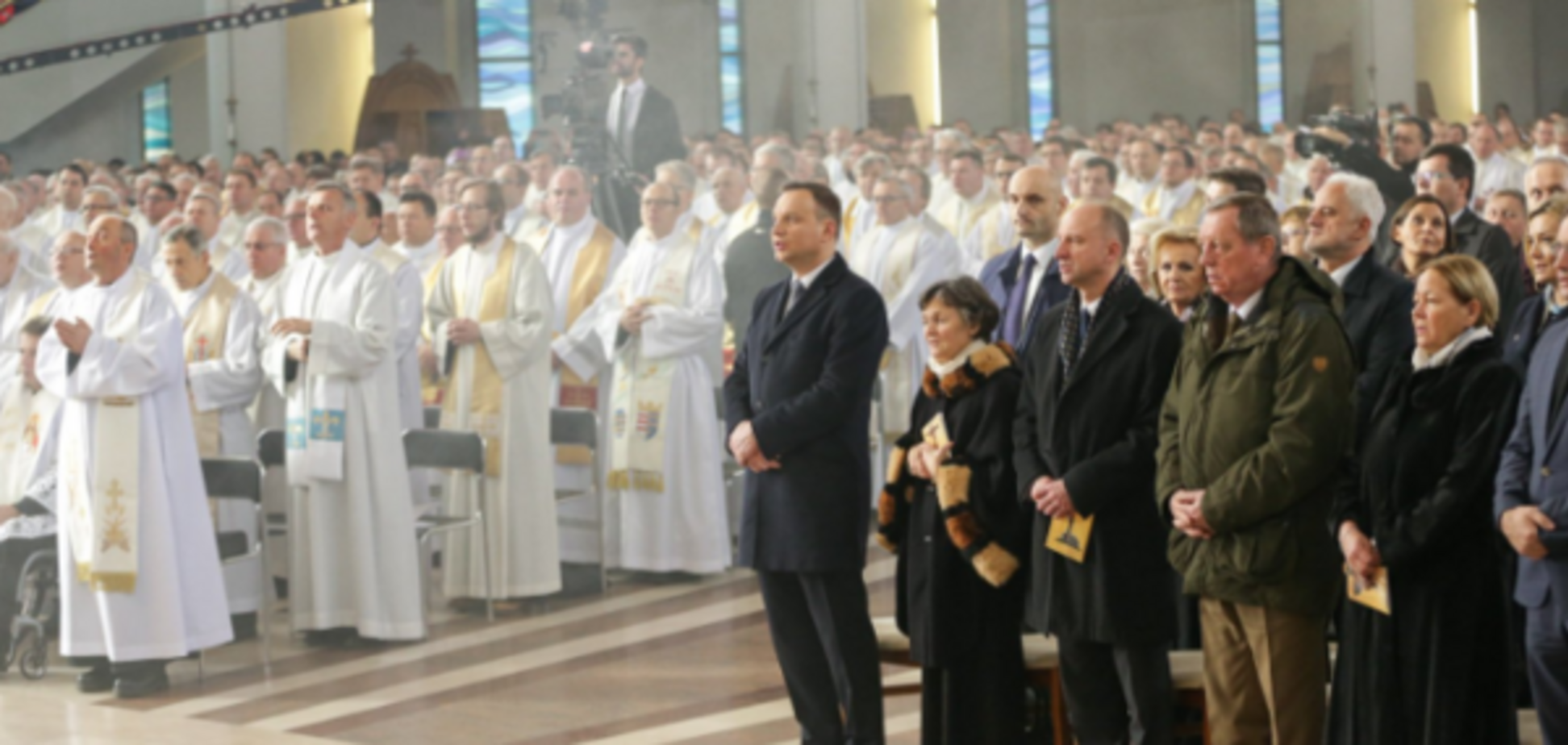 Иисуса Христа официально объявили королем Польши: опубликованы фото