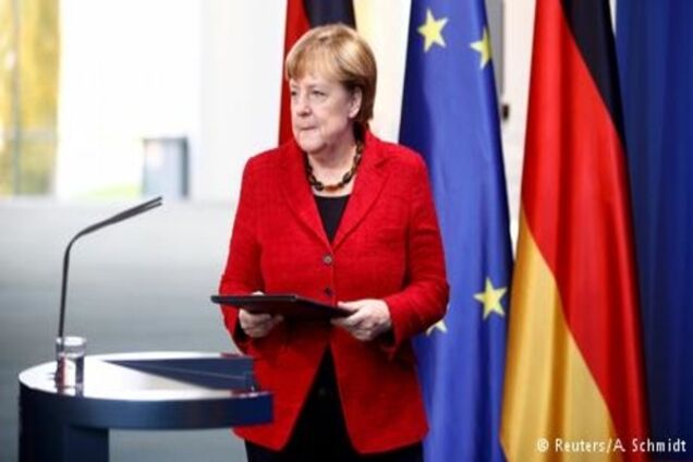 Анґела Меркель: Хоч і з втратами, але до останнього бою готова!