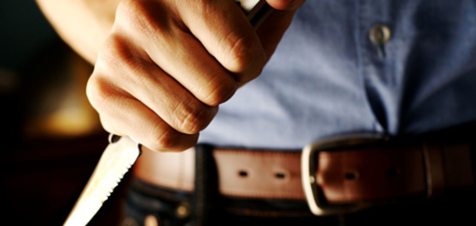 Напал с ножом