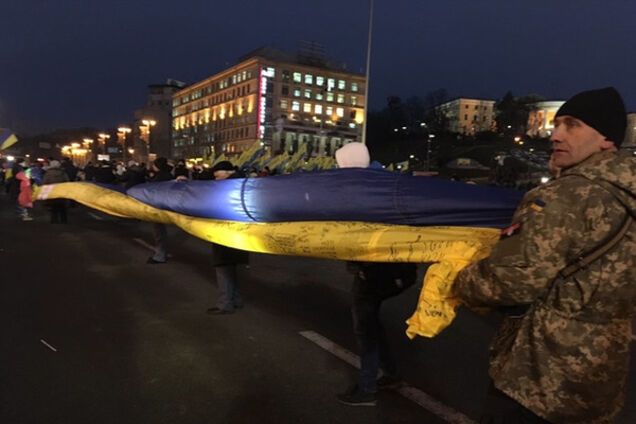 Народное вече на Майдане Незалежности