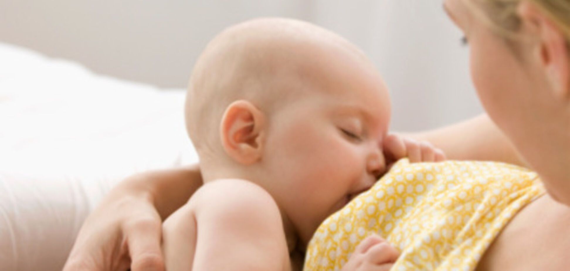 Грудное молоко снижает у ребенка уровень боли после уколов