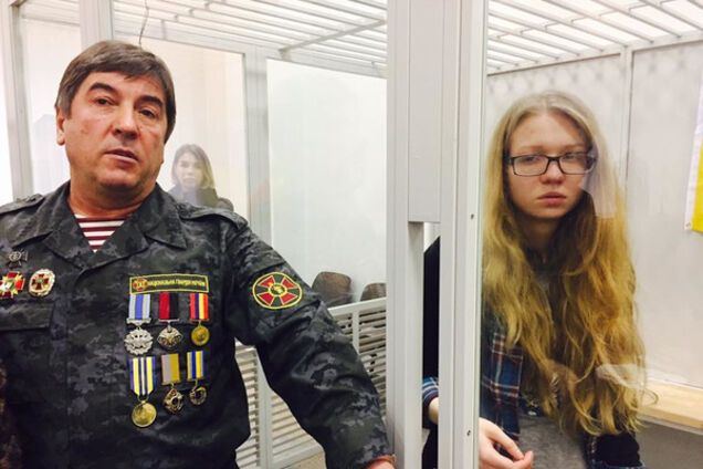 Юрий Тимошенко из НФ приковал себя наручниками к Заверухе в суде