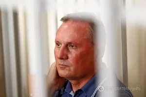 Александр Ефремов