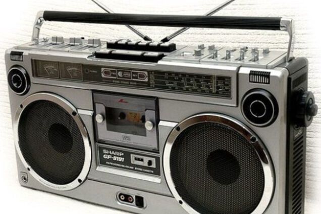 У Херсоні затримали молодика із чужим ліжком та магнітофоном