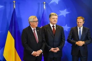 Петр Порошенко, Дональд Туск, Жан-Клод Юнкер