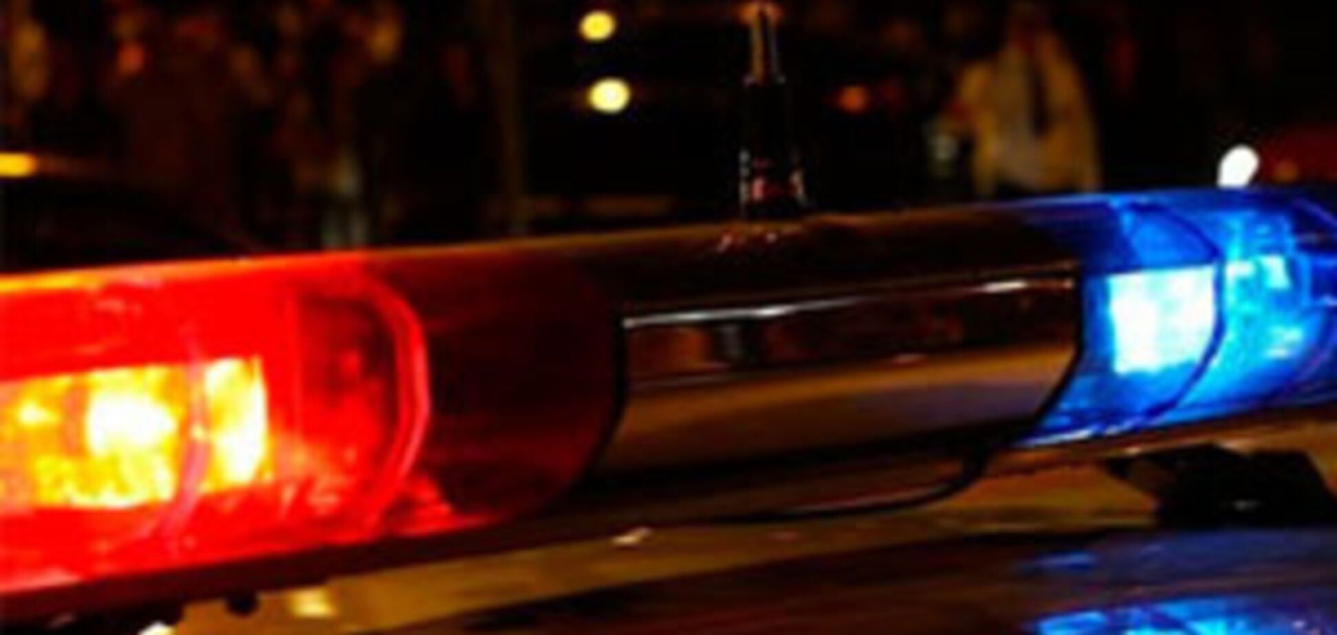 Звільнять копа, який напідпитку побив службове авто в Тернополі