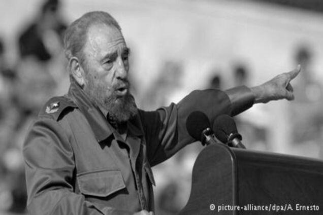 Світ згадує Кастро