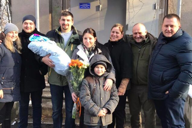 Дмитрий Ярош и семья