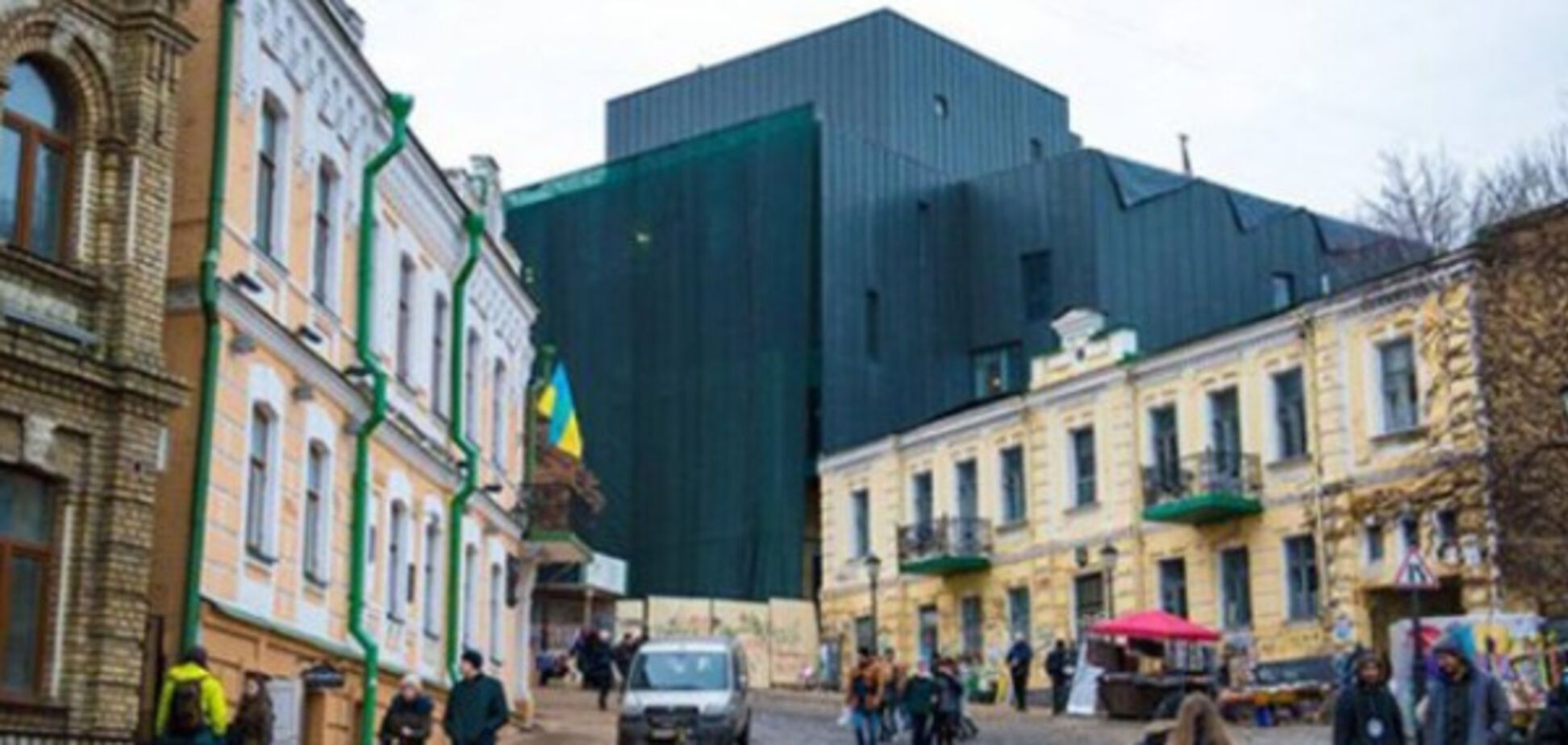 Фасад театру на Подолі відкоригують з урахуванням думки громадськості - Свистунов