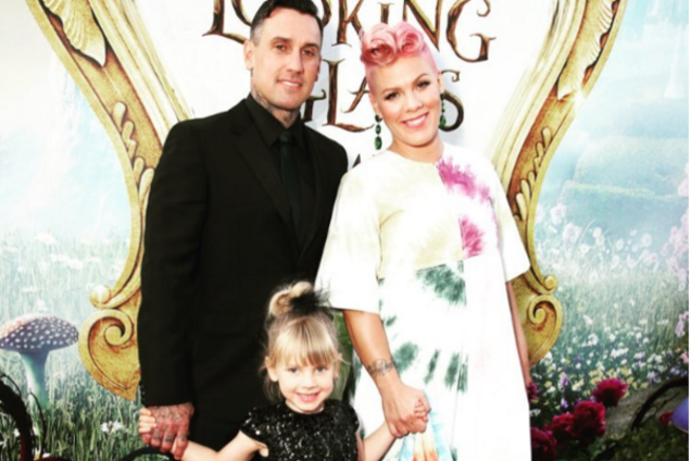 Беременная Pink показала, чем увлекается ее старшая дочь