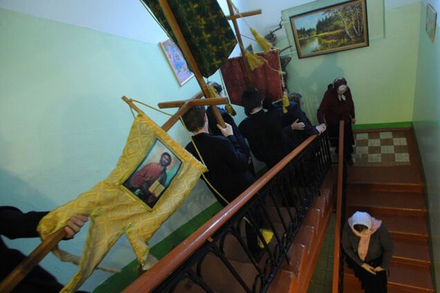 В России собрались \'отдать\' школы во власть РПЦ