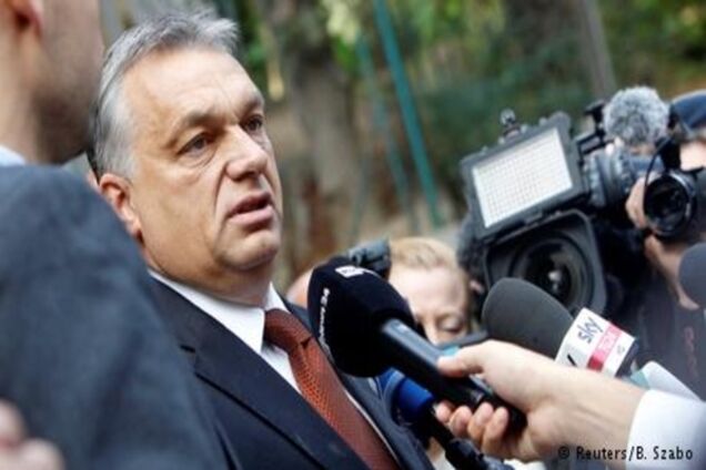 Прем'єру Угорщини забракло двох голосів для відмови від мігрантів