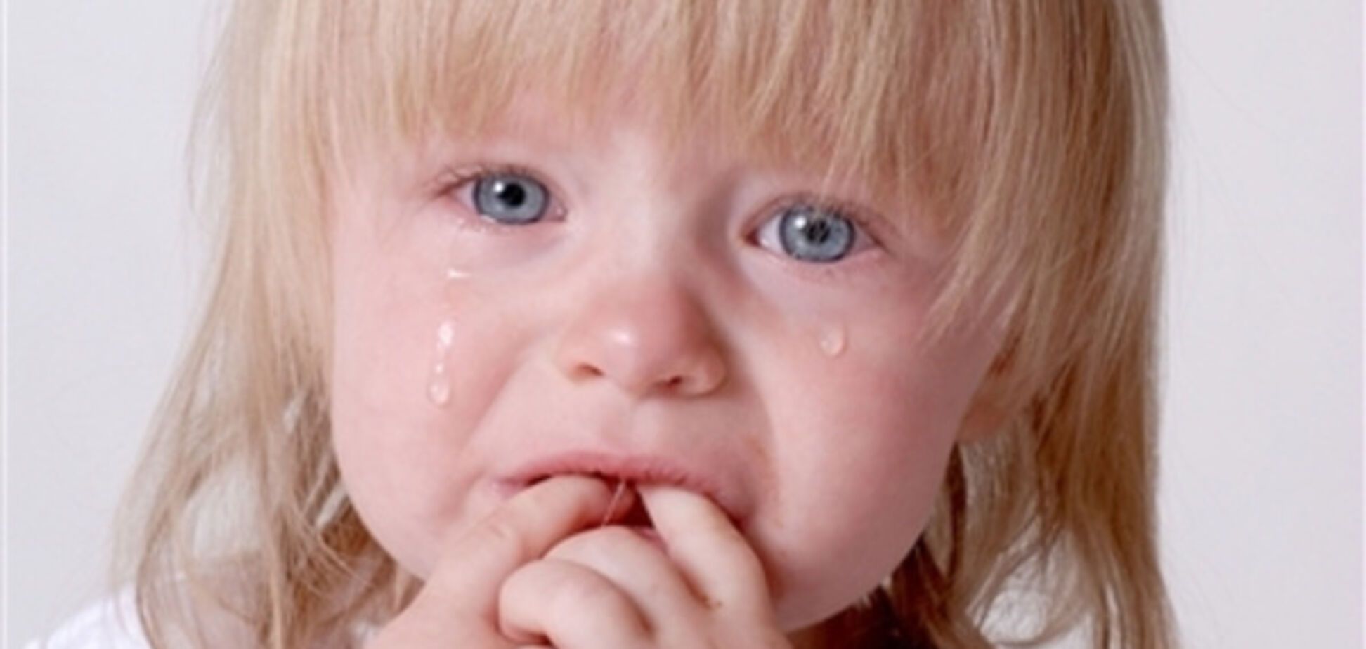 Почему нельзя оставлять ребенка  'проплакаться'?