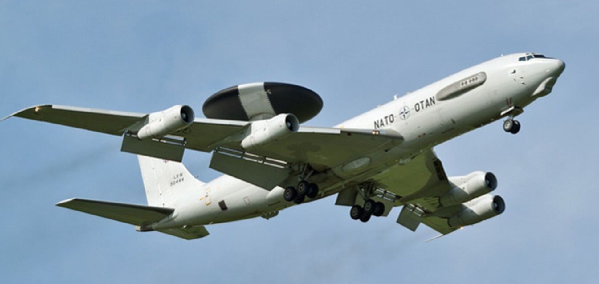 Boeing E-3A Sentry LX-N90444