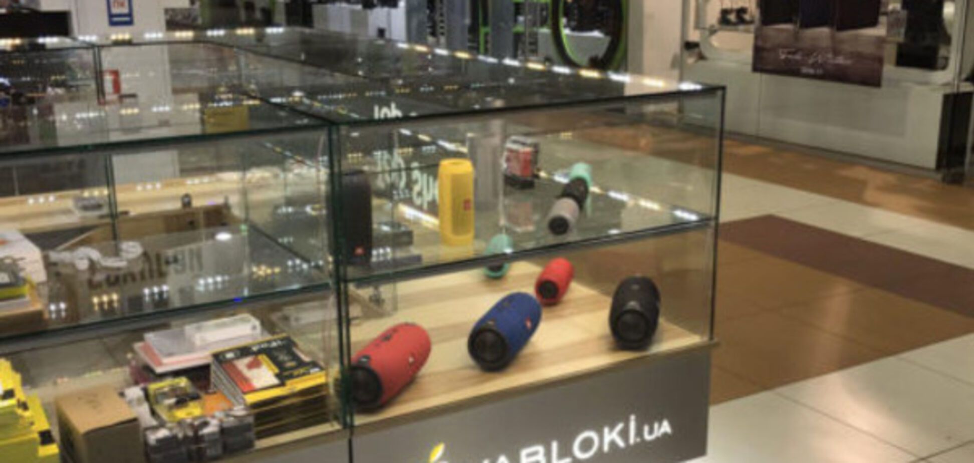 Артур Гатунок расширяет сеть магазинов 'YABLOKi'