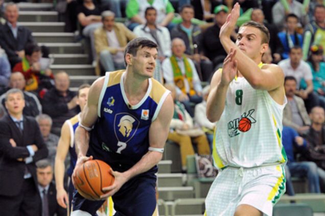 Химик Будивельник