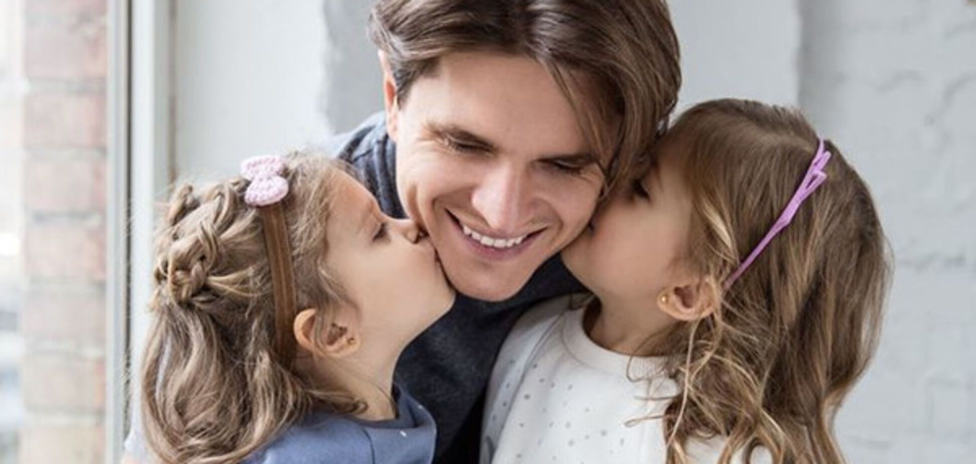 Анатолий Анатолич с дочками