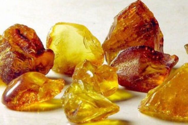 Влада оголосила бурштин виключно своєю монополією