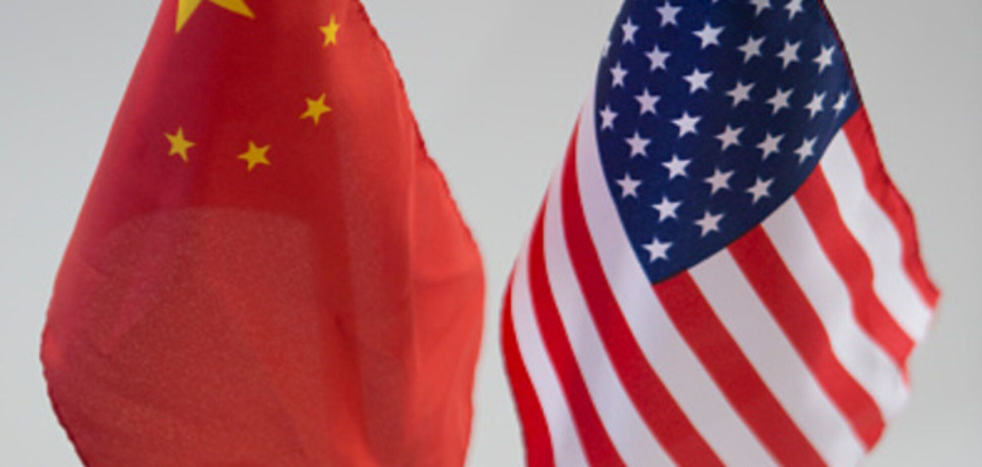 Флаги Китая и США