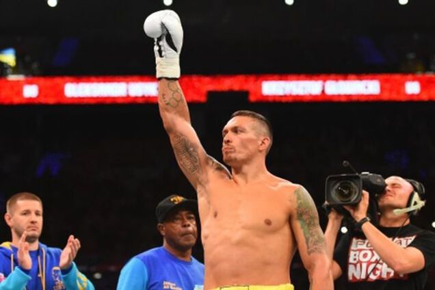 Александр Усик