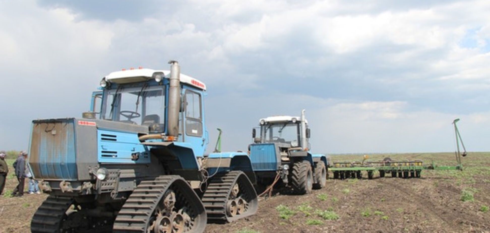 Гройсман заявив про відродження українського тракторобудування
