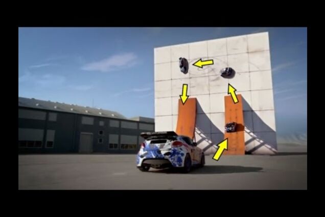 10 крутейших автомобильных трюков