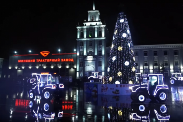 таркторы танцуют вальс и танго