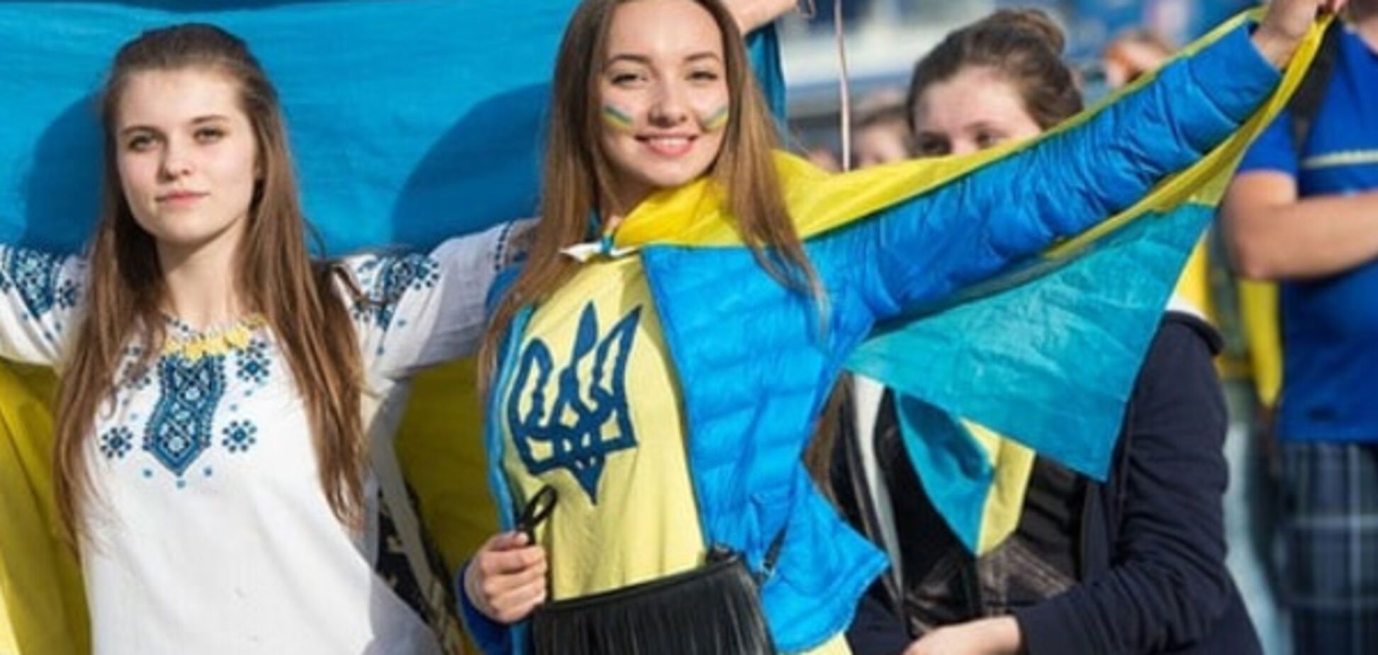 українці