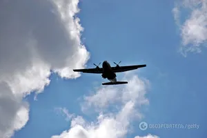 Самолет