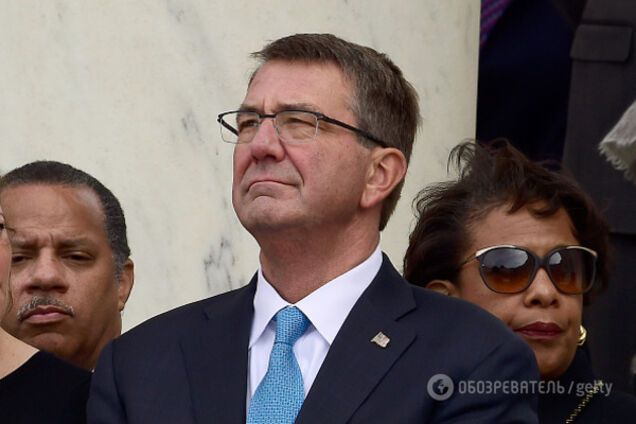 Эштон Картер