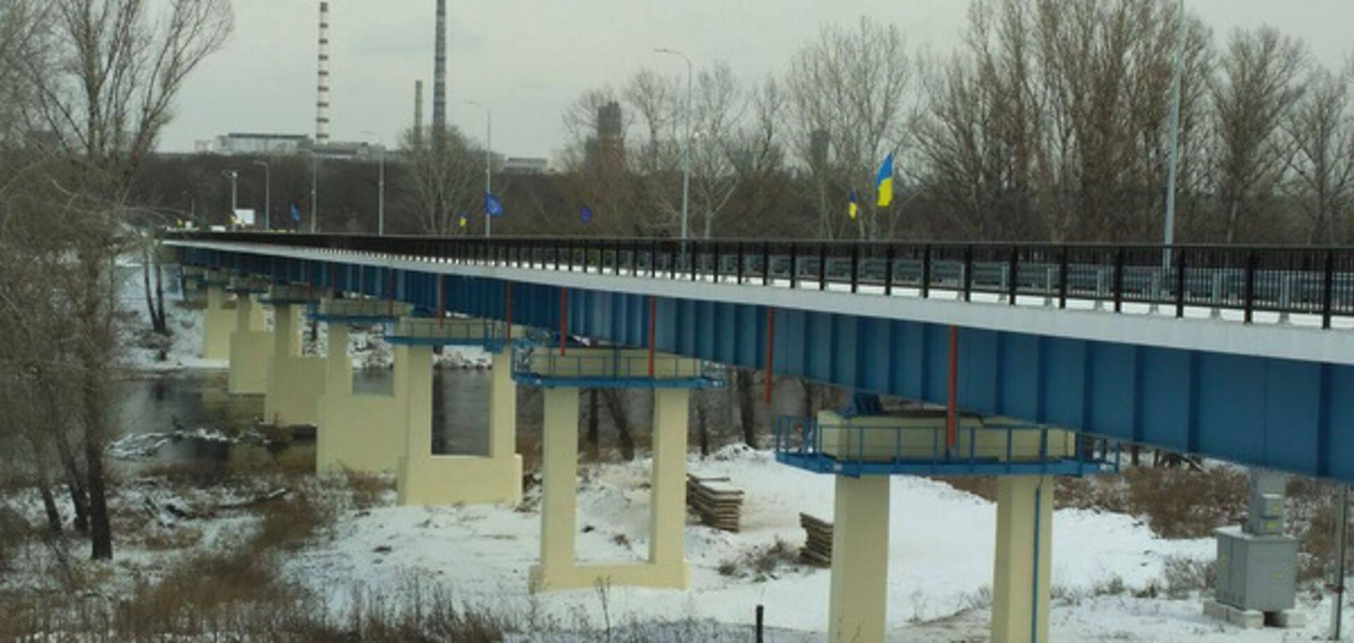Восстановленый мост между Лисичанском и Северодонецком