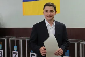 Олесь Довгий