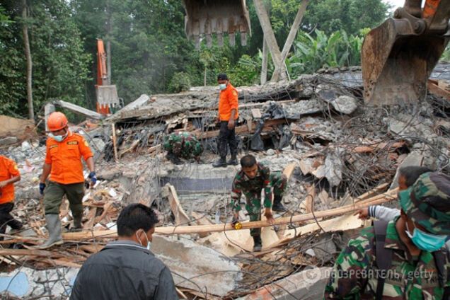 Землетрясение в Индонезии