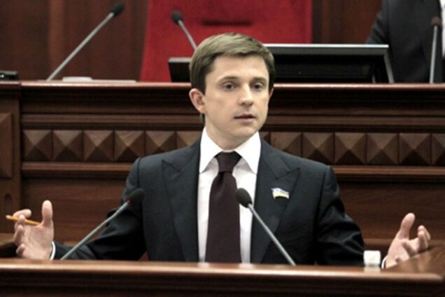 Олесь Довгий