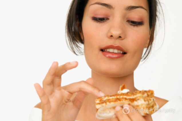 В Одесі люди масово отруїлися \'Наполеоном\'