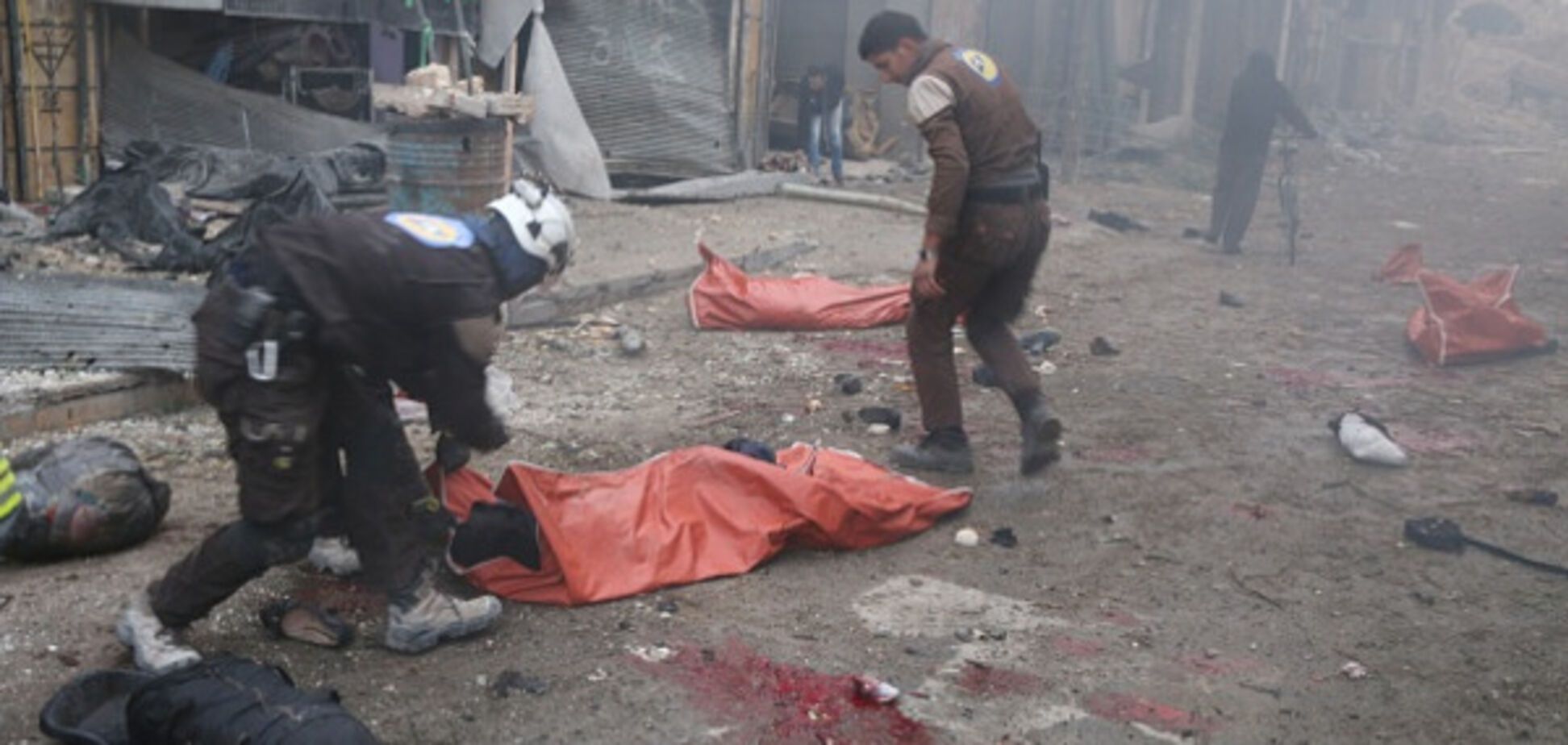 Авиация Асада сбросила на Алеппо бомбы с хлором: более 45 убитых и 230 раненых