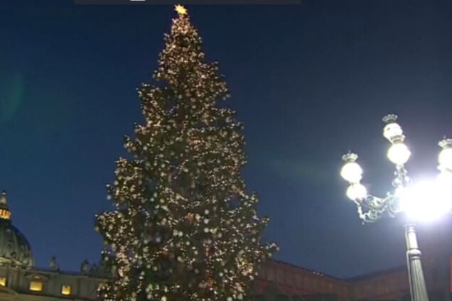 Главная елка мира