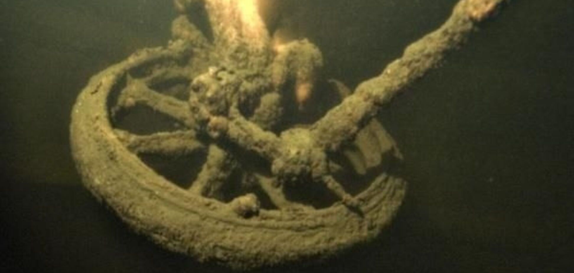 Тайны Днепра: что хранится на дне главной водной артерии Украины