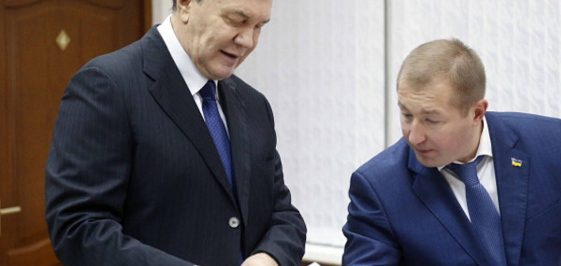 Янукович и адвокат