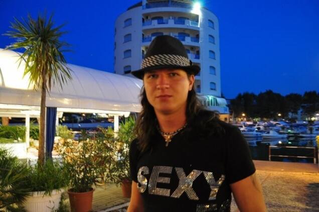 Шпион? Из России выдворили украинского солиста группы 'Нэнси'