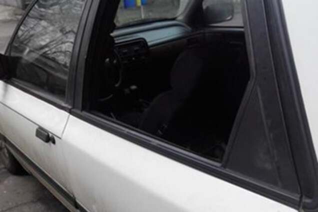 В Киеве обокрали автомобиль экс-депутата горсовета