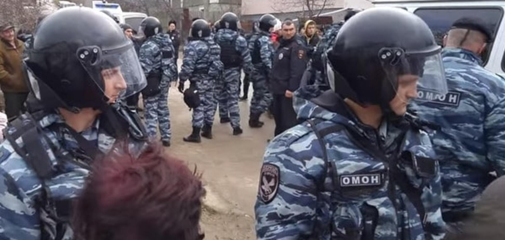 Беспредел Кремля: опубликовано видео задержания крымских татар
