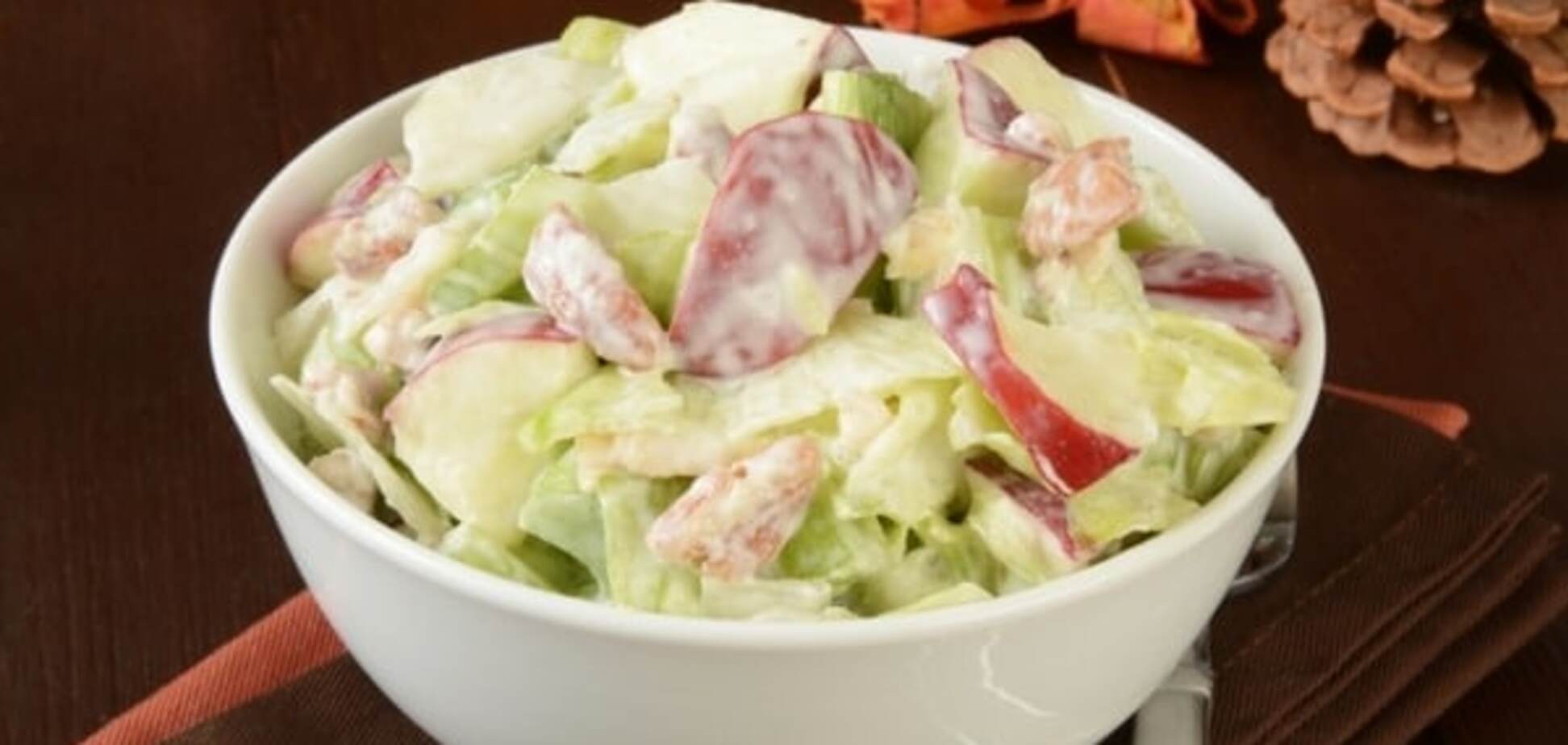 Cалат с курицей и яблоком: рецепт диетического блюда от Аниты Цой
