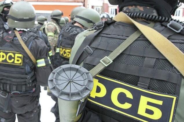 'Все бородатые - террористы': ФСБ устроила в Крыму 'этнические' обыски