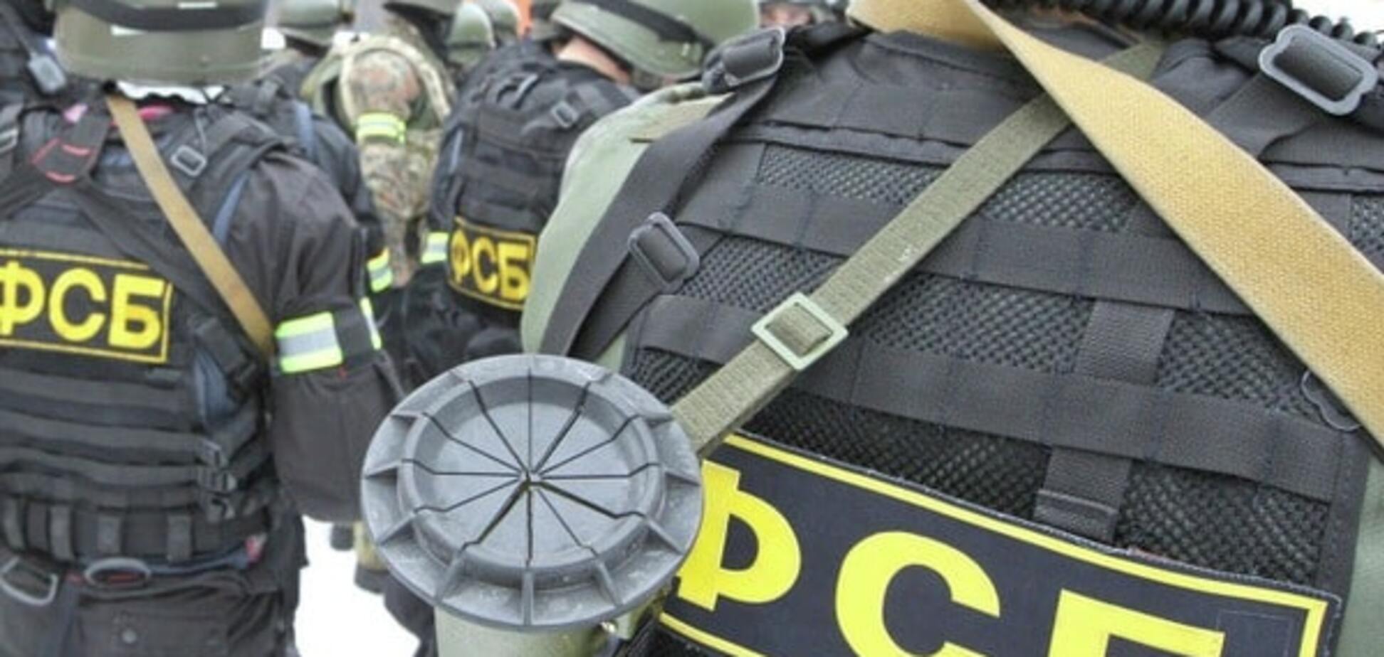 'Все бородатые - террористы': ФСБ устроила в Крыму 'этнические' обыски