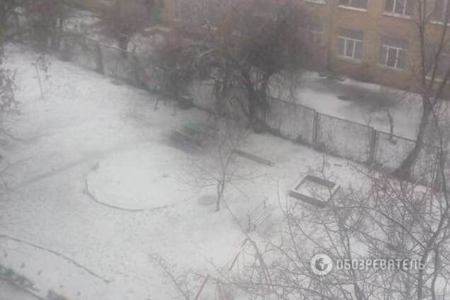 Капризная погода: в Киев вернулась зима со снегом
