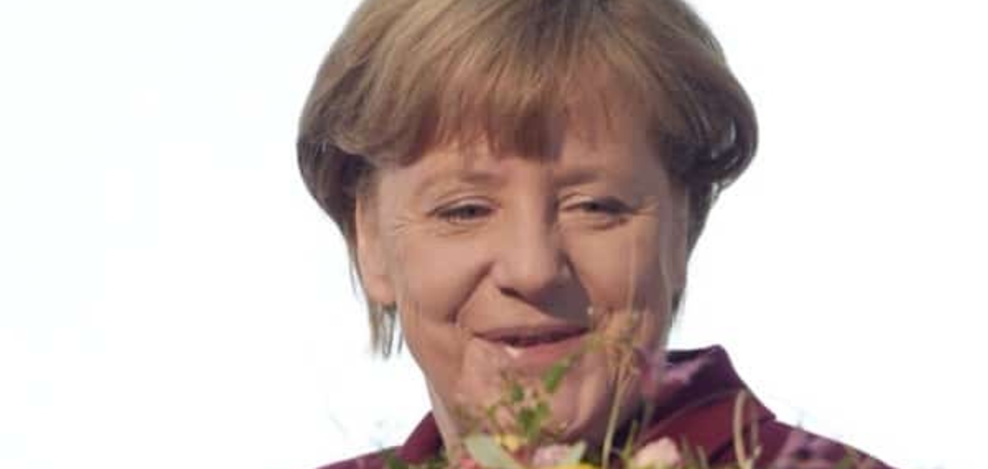 Меркель подарували квіти до дня Святого Валентина: емоційне фото