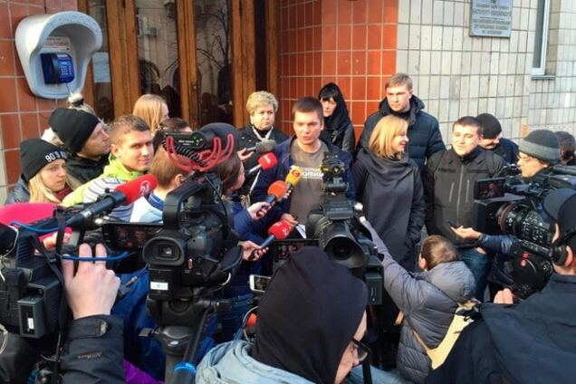 Украинский флот идет ко дну: волонтеры передали Порошенко открытое письмо